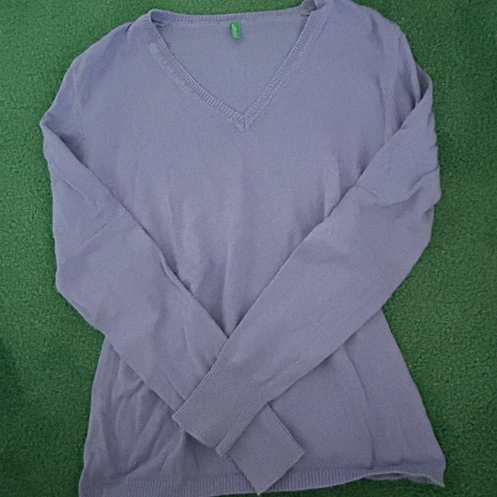 United Colors Of Benetton Lavender V-Neck Sweater
